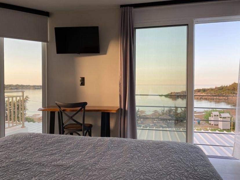 Houmas Apartments Yialos ภายนอก รูปภาพ